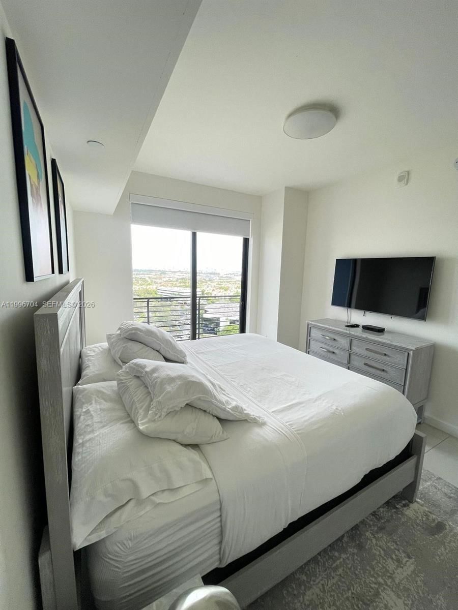 Real estate property located at 5350 84th Ave #1803, Miami-dade, 5350 Park Condo, Doral, FL