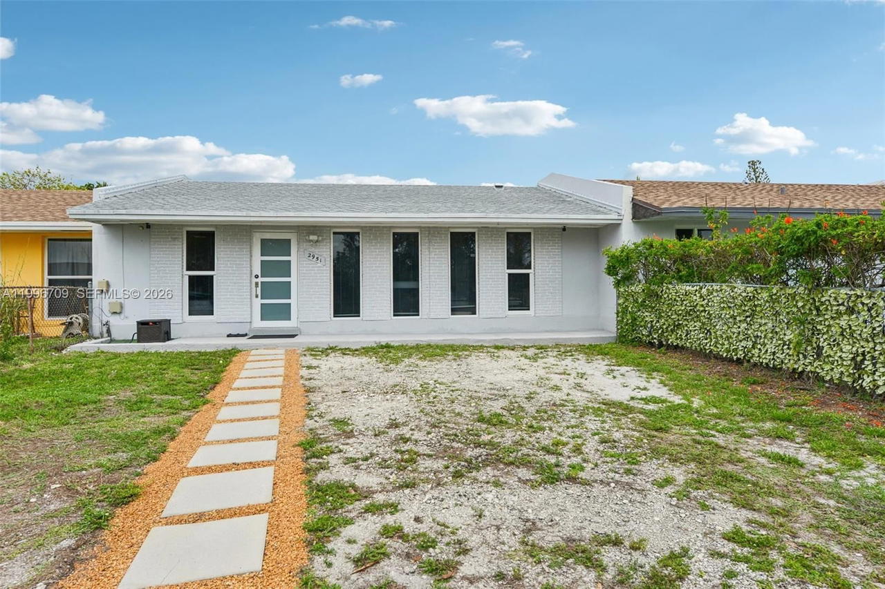 Real estate property located at 2951 195th St, Miami-dade, Leslie Estates Sec 2, Miami Gardens, FL