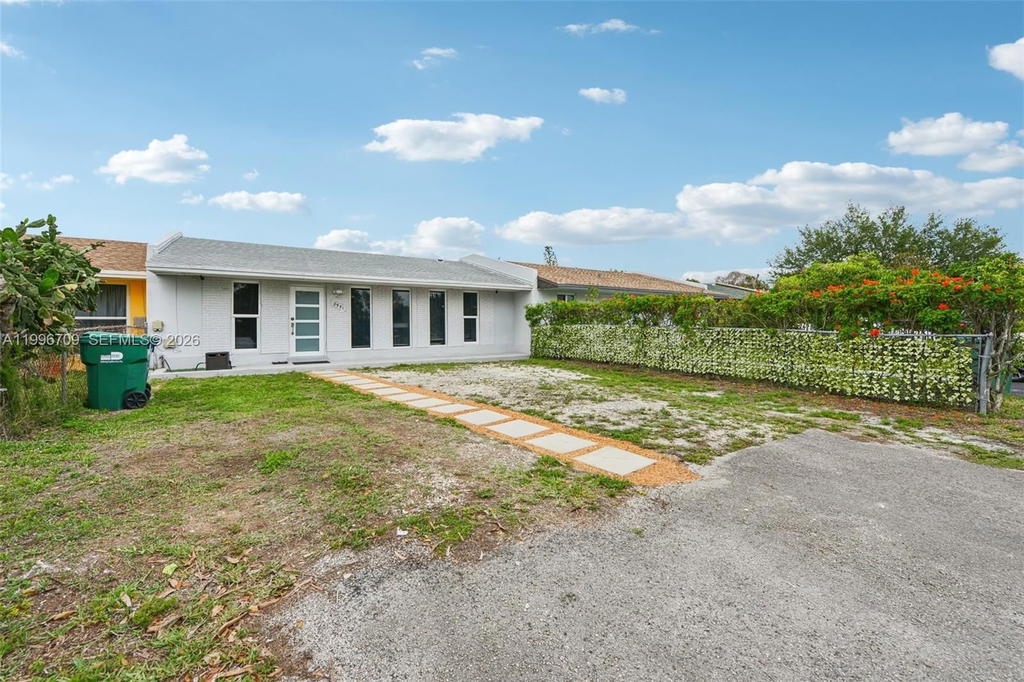 Real estate property located at 2951 195th St, Miami-dade, Leslie Estates Sec 2, Miami Gardens, FL
