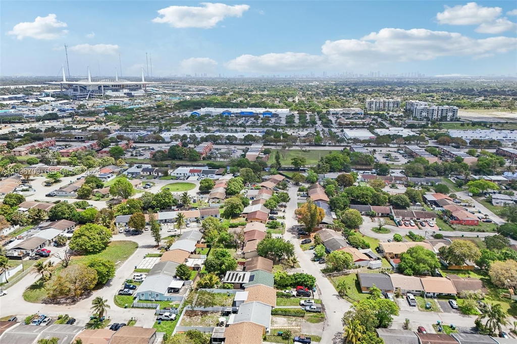 Real estate property located at 2951 195th St, Miami-dade, Leslie Estates Sec 2, Miami Gardens, FL