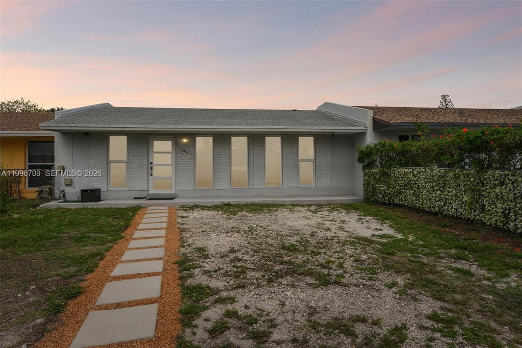 Real estate property located at 2951 195th St, Miami-dade, Leslie Estates Sec 2, Miami Gardens, FL
