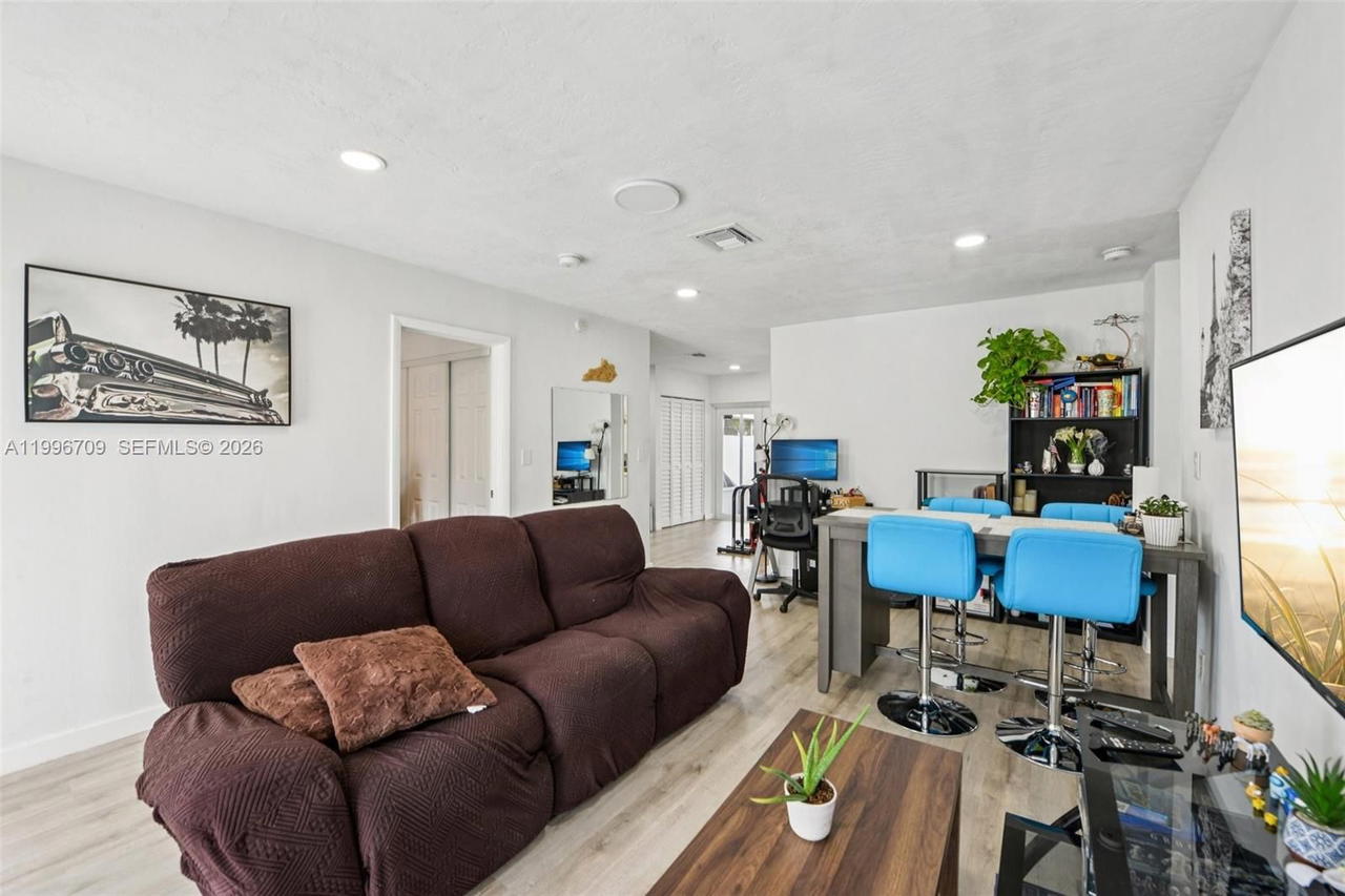 Real estate property located at 2951 195th St, Miami-dade, Leslie Estates Sec 2, Miami Gardens, FL