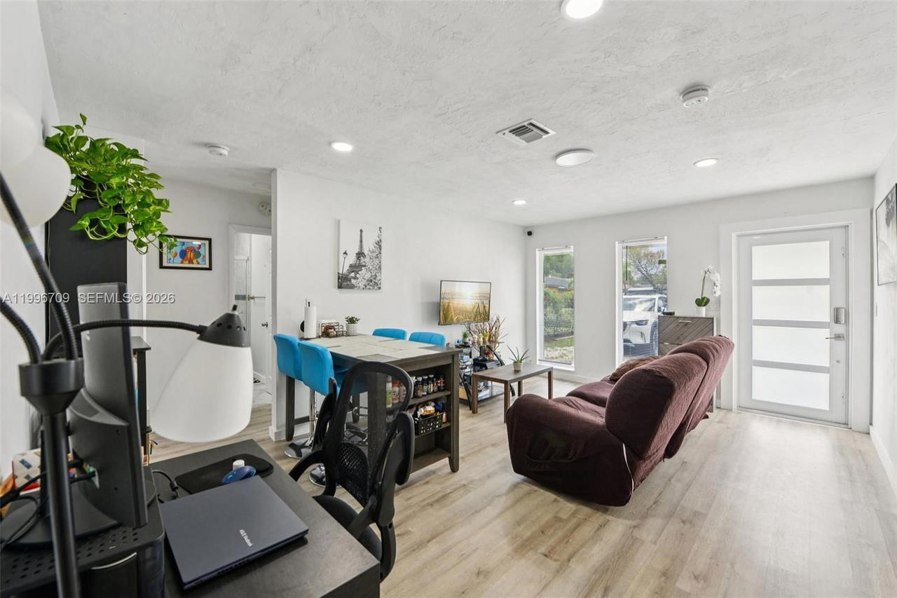 Real estate property located at 2951 195th St, Miami-dade, Leslie Estates Sec 2, Miami Gardens, FL