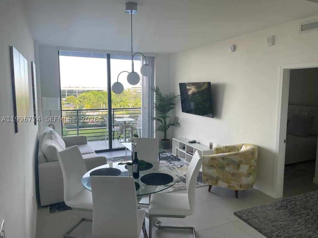 Real estate property located at 5350 84th Ave #511, Miami-dade, 5350 Park Condo, Doral, FL
