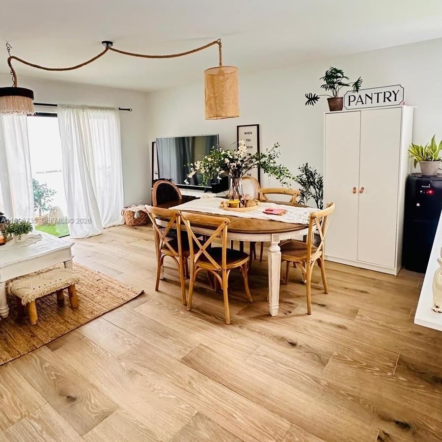 Real estate property located at 223 Lakeview Dr #204, Broward, Racquet Club Apartments A, Weston, FL