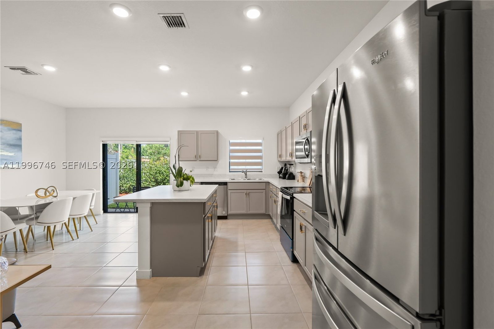 Real estate property located at 848 3rd Ter, Broward, Highland Oaks, Pompano Beach, FL