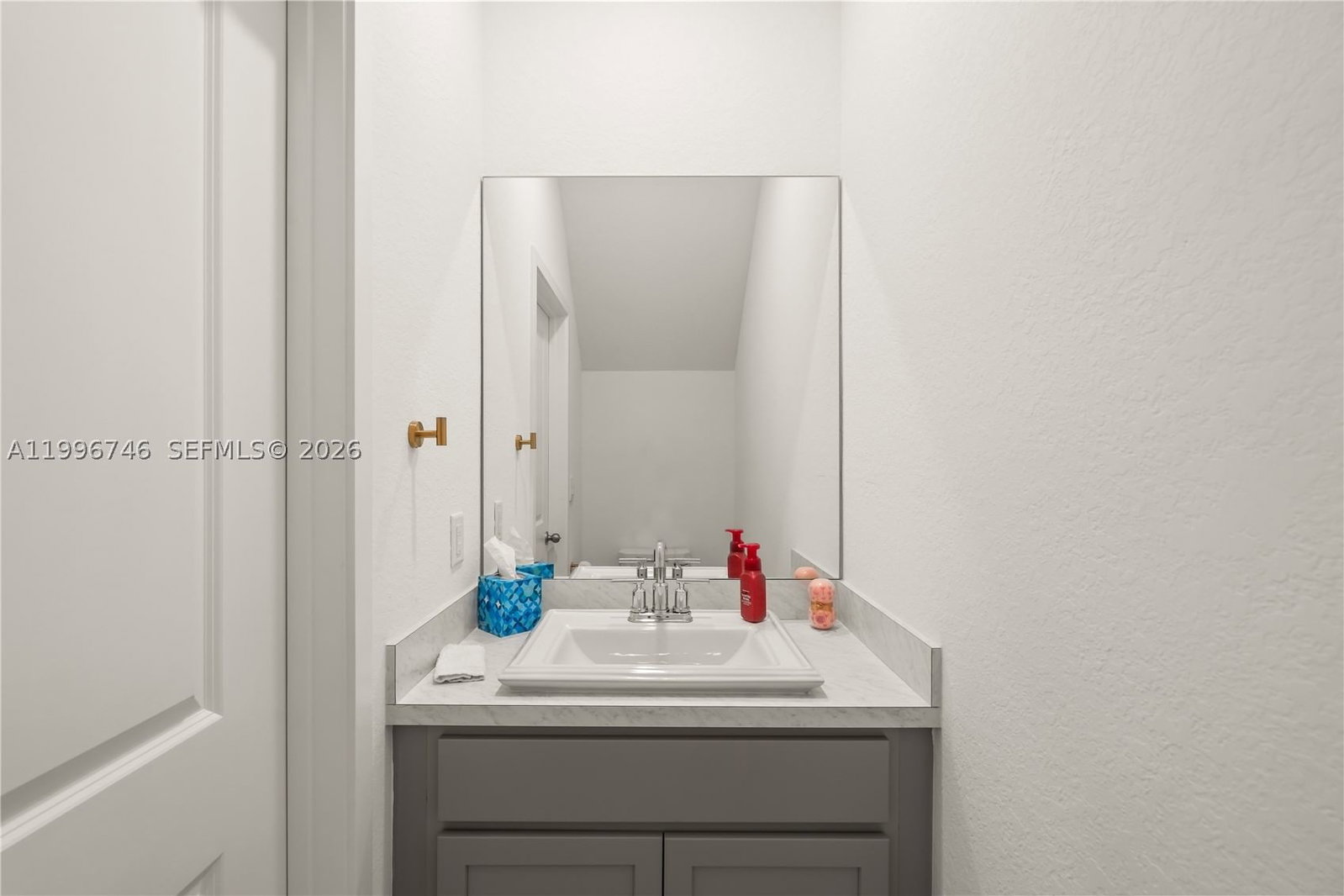 Real estate property located at 848 3rd Ter, Broward, Highland Oaks, Pompano Beach, FL
