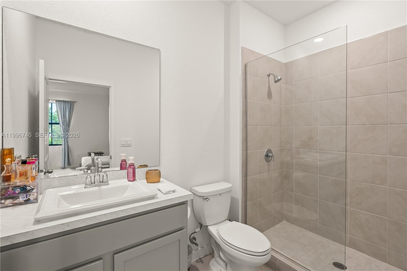 Real estate property located at 848 3rd Ter, Broward, Highland Oaks, Pompano Beach, FL