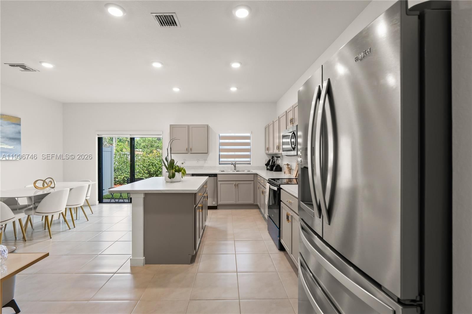 Real estate property located at 848 3rd Ter, Broward, Highland Oaks, Pompano Beach, FL