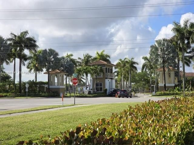 Real estate property located at 13016 142nd Ter, Miami-dade, Twin Lake Shores South, Miami, FL