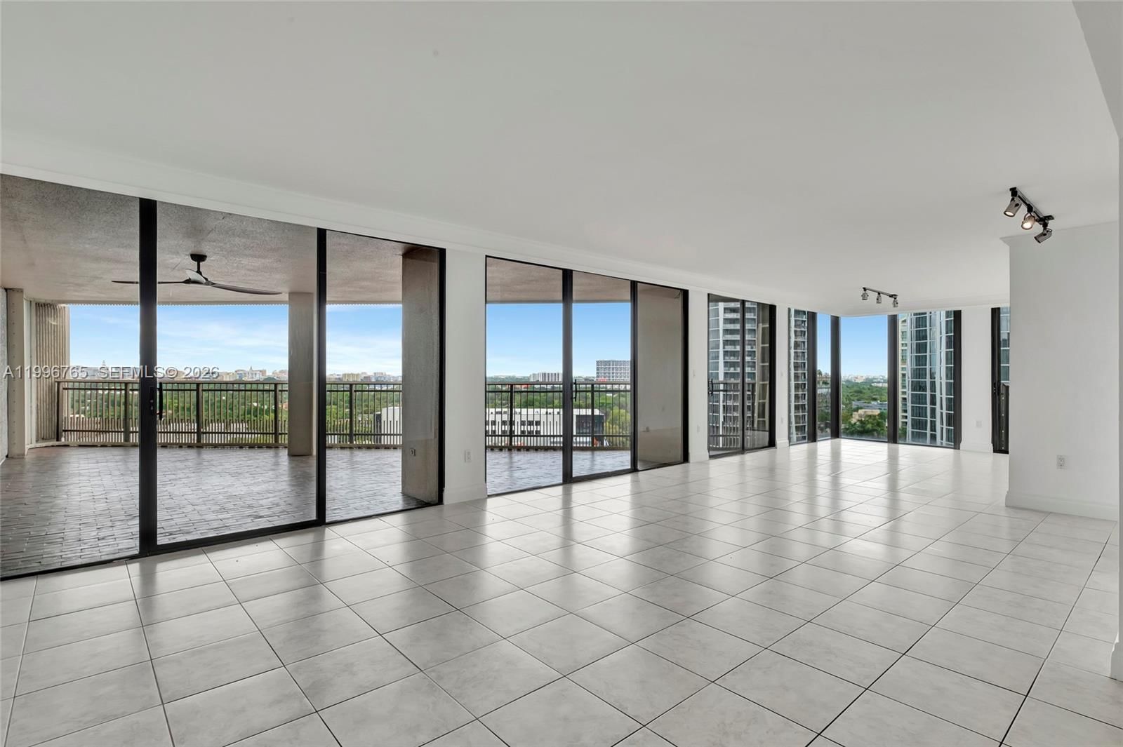 Real estate property located at 2901 Bayshore Dr #16G, Miami-dade, Yacht Harbour Condo, Miami, FL