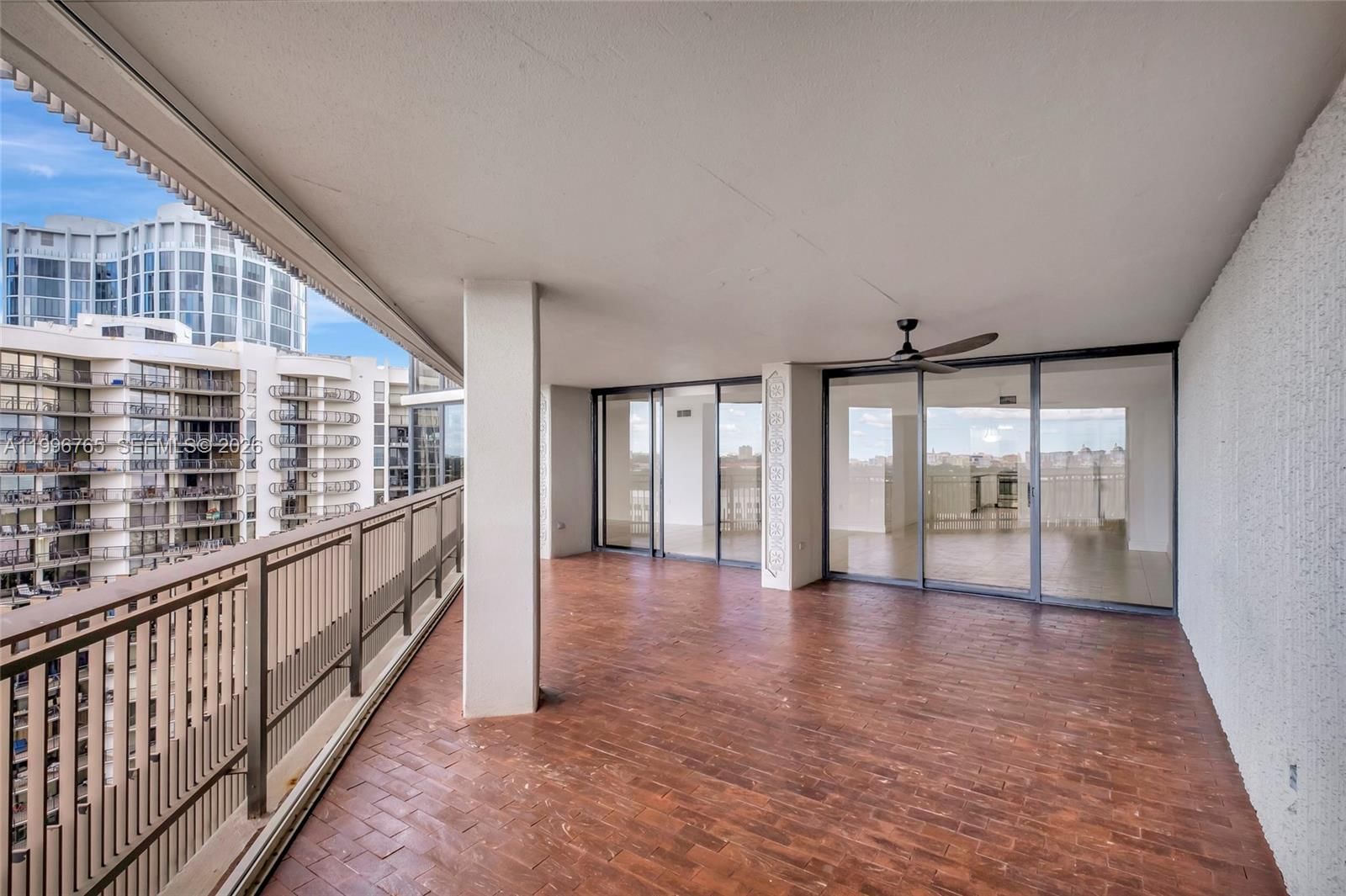 Real estate property located at 2901 Bayshore Dr #16G, Miami-dade, Yacht Harbour Condo, Miami, FL