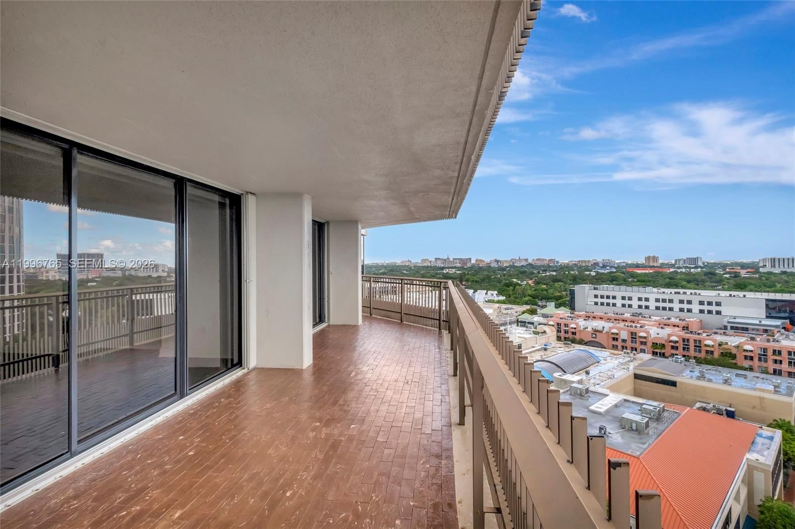 Real estate property located at 2901 Bayshore Dr #16G, Miami-dade, Yacht Harbour Condo, Miami, FL