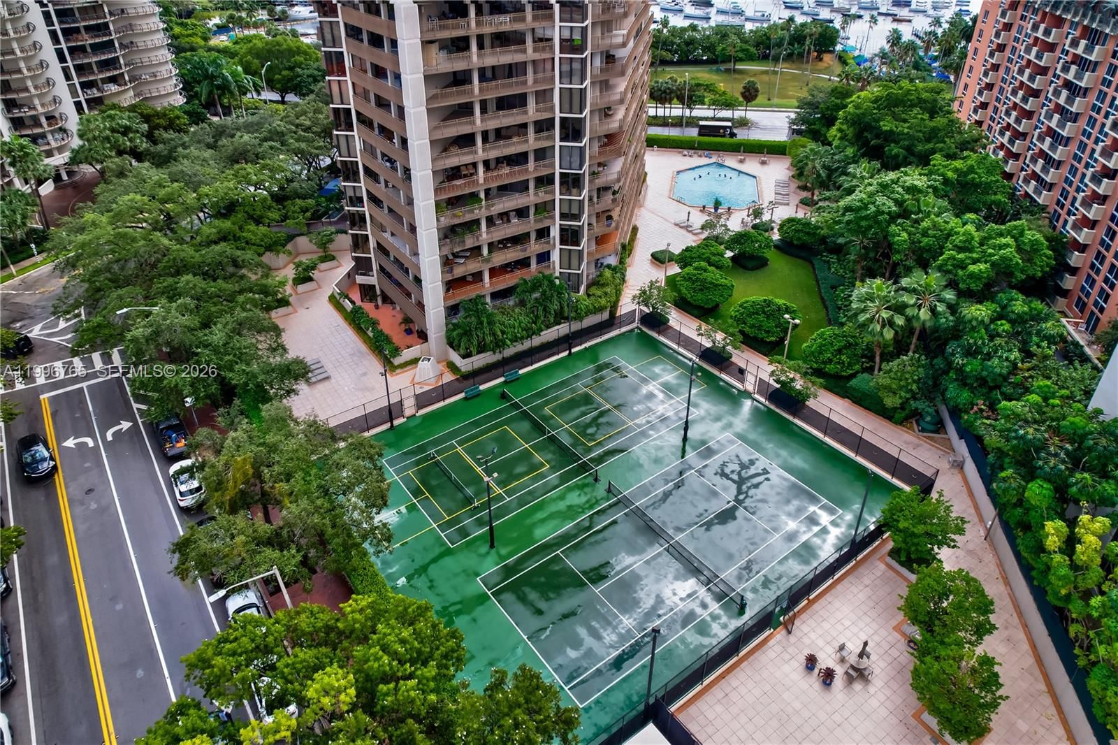 Real estate property located at 2901 Bayshore Dr #16G, Miami-dade, Yacht Harbour Condo, Miami, FL