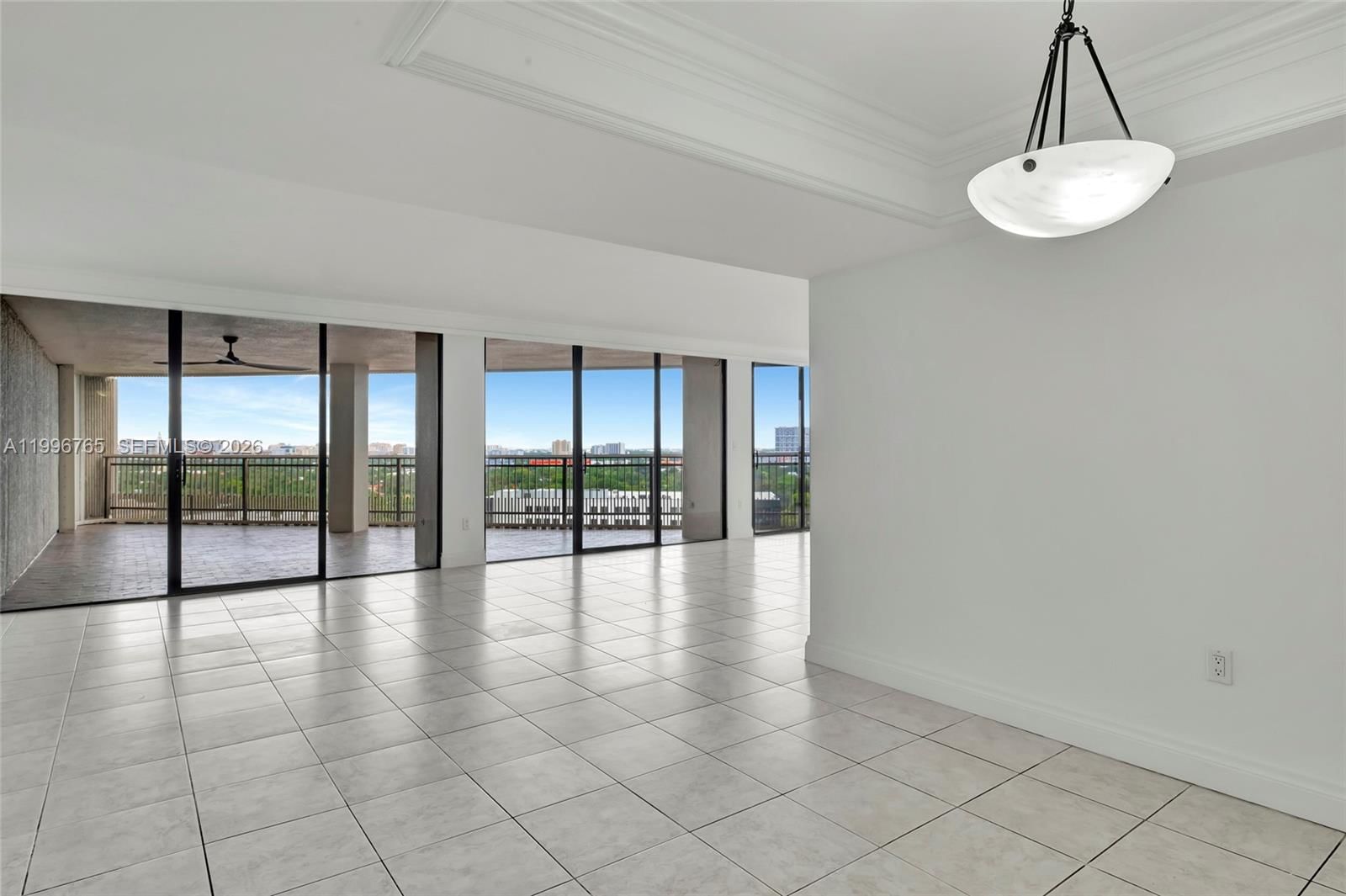 Real estate property located at 2901 Bayshore Dr #16G, Miami-dade, Yacht Harbour Condo, Miami, FL