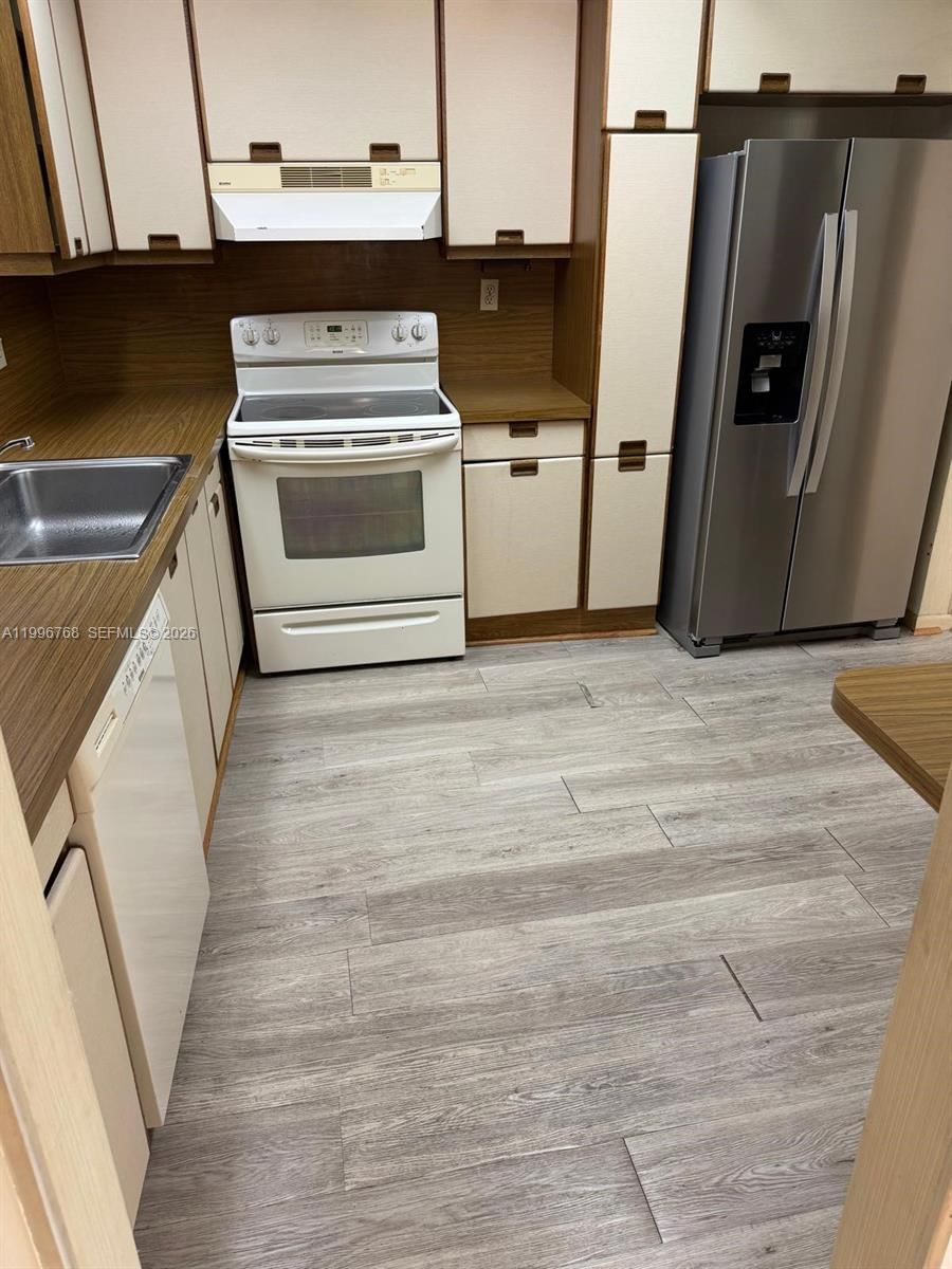 Real estate property located at 1185 32nd St, Miami-dade, Sel-clar Manors, Hialeah, FL