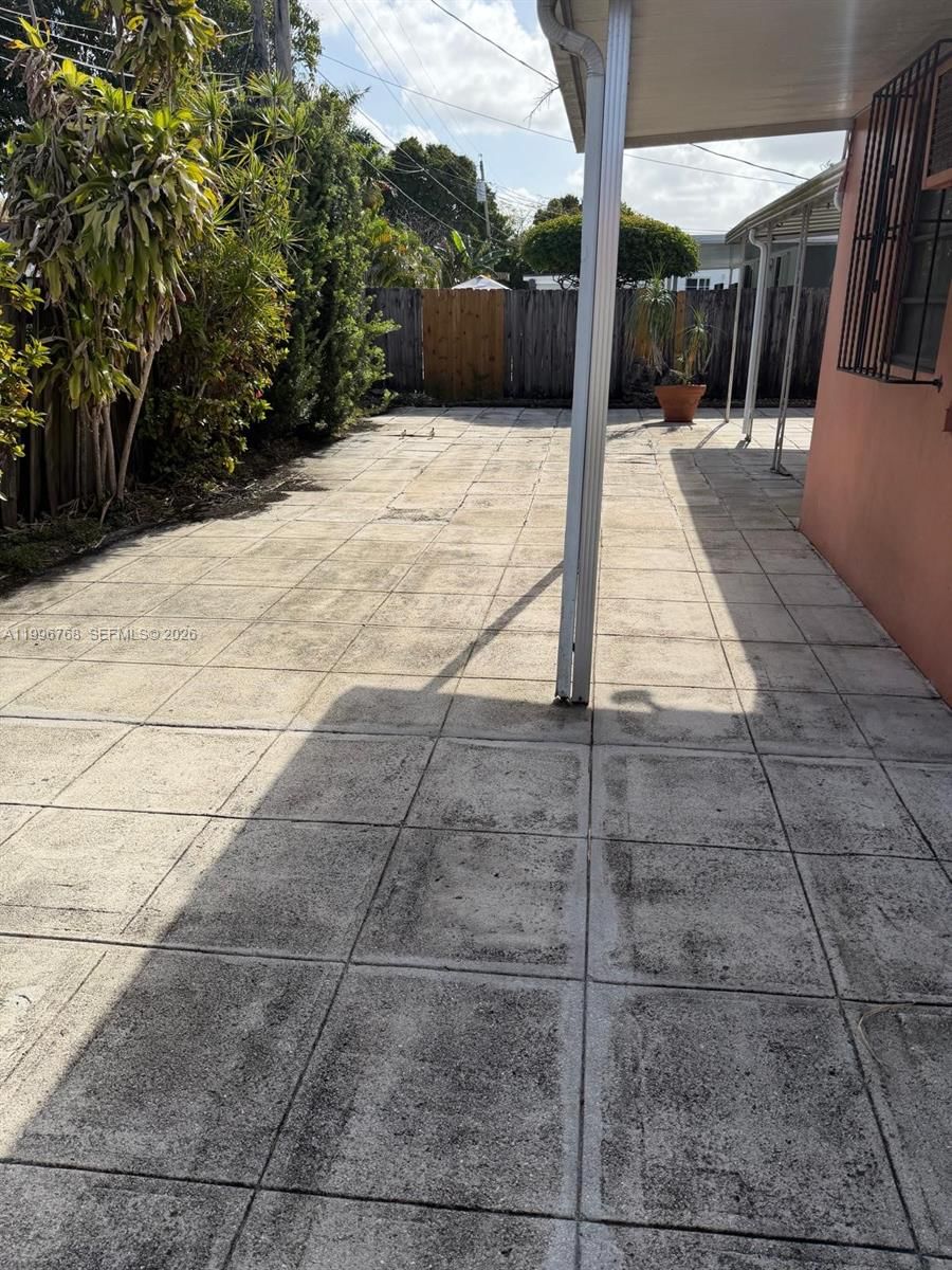 Real estate property located at 1185 32nd St, Miami-dade, Sel-clar Manors, Hialeah, FL