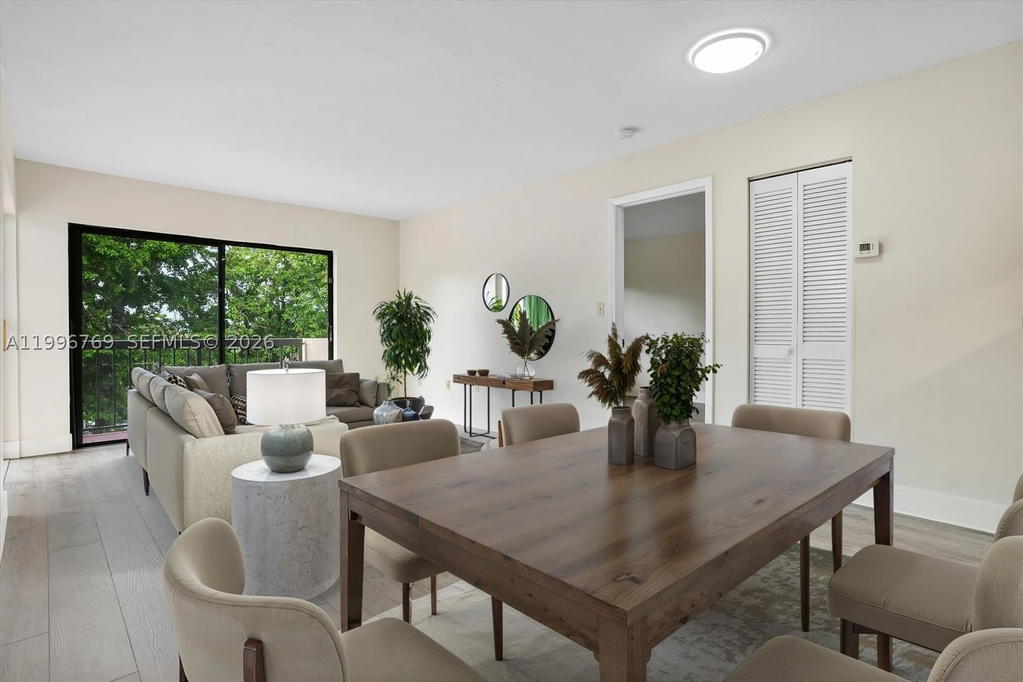 Real estate property located at 995 84th Ave #309, Miami-dade, Westchester Point Condo, Miami, FL