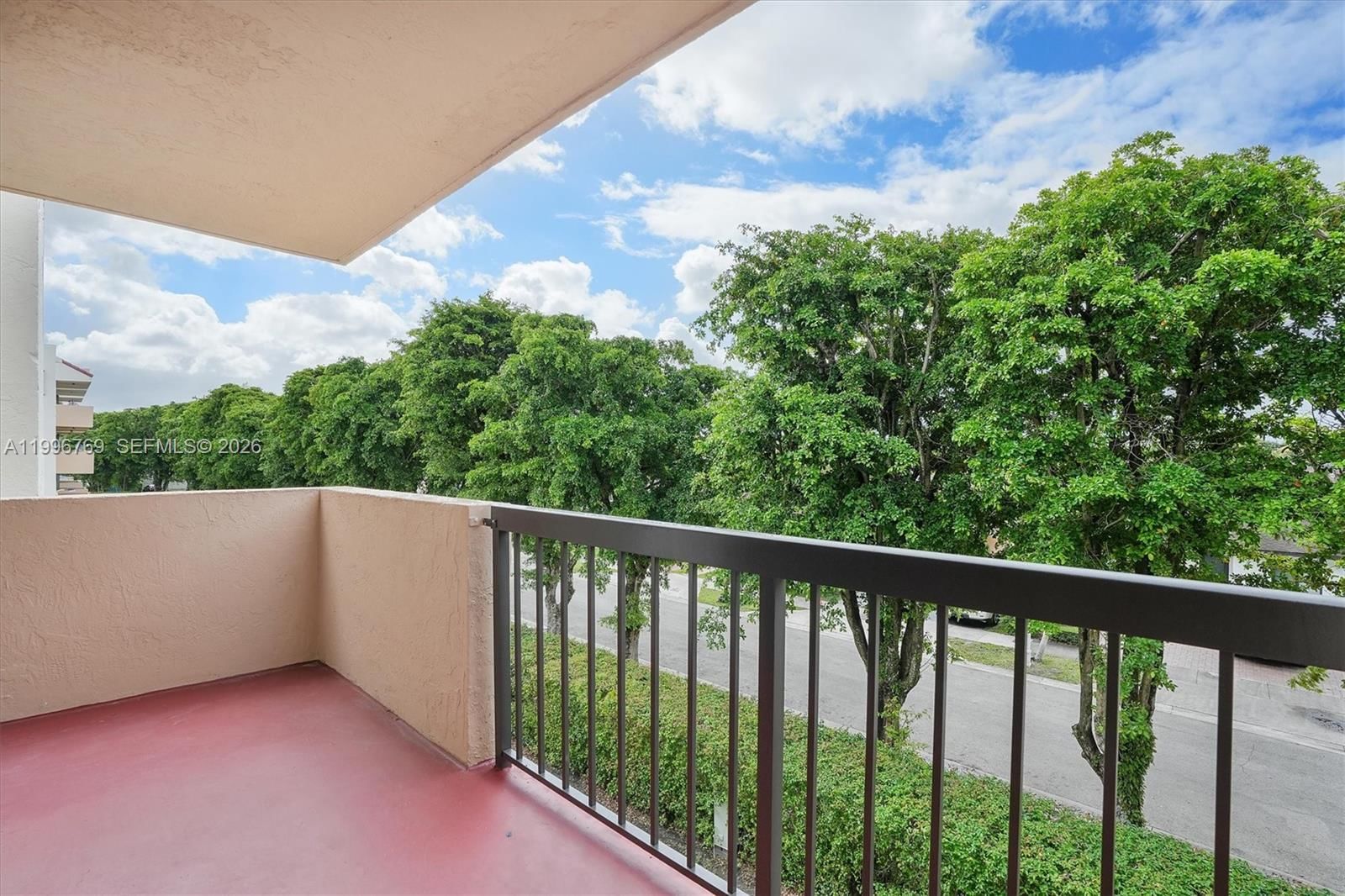 Real estate property located at 995 84th Ave #309, Miami-dade, Westchester Point Condo, Miami, FL