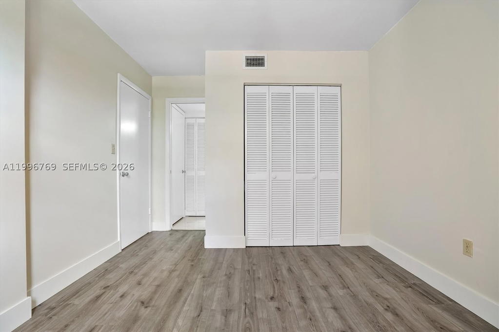 Real estate property located at 995 84th Ave #309, Miami-dade, Westchester Point Condo, Miami, FL