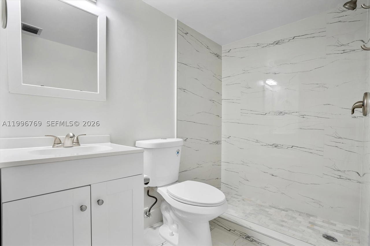 Real estate property located at 995 84th Ave #309, Miami-dade, Westchester Point Condo, Miami, FL