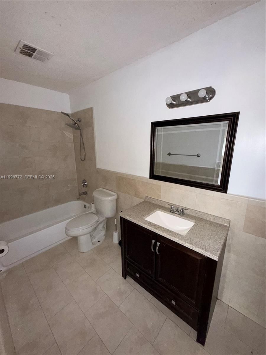 Real estate property located at 9972 88th St #1125, Miami-dade, Puerta Del Sol Condominium, Miami, FL