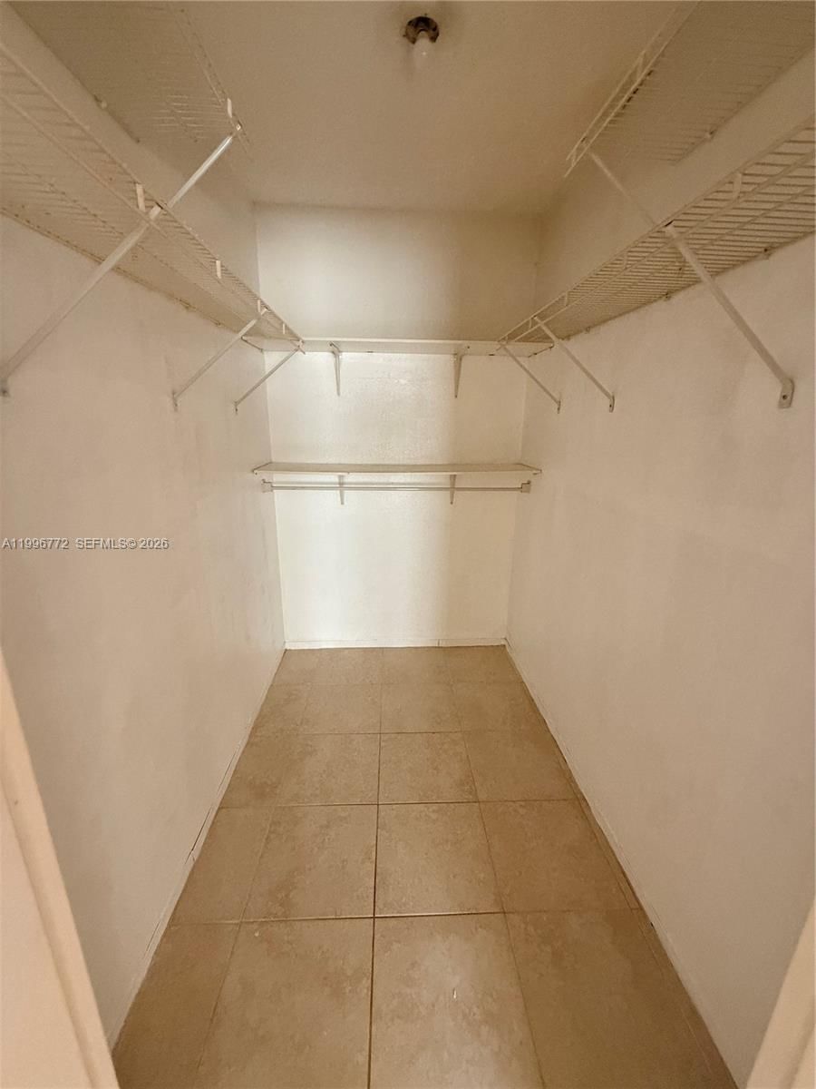 Real estate property located at 9972 88th St #1125, Miami-dade, Puerta Del Sol Condominium, Miami, FL