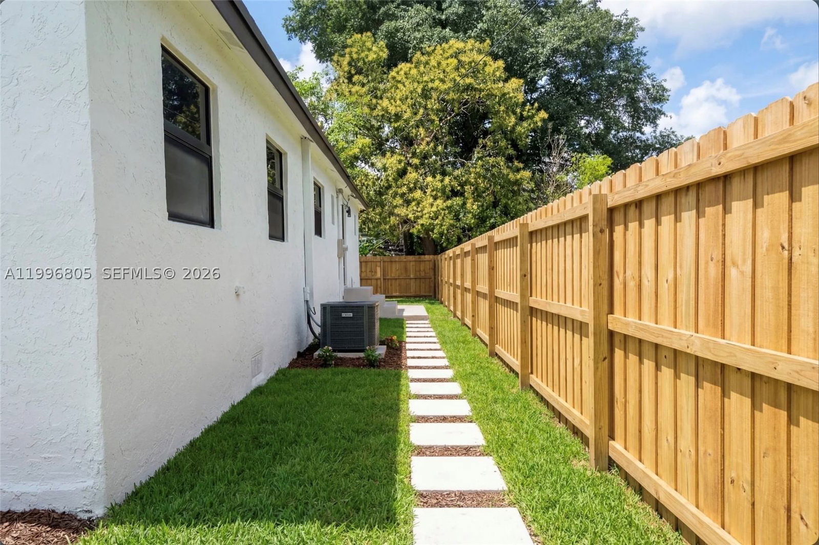 Real estate property located at 4750 21st Ave, Miami-dade, Earlington Heights, Miami, FL