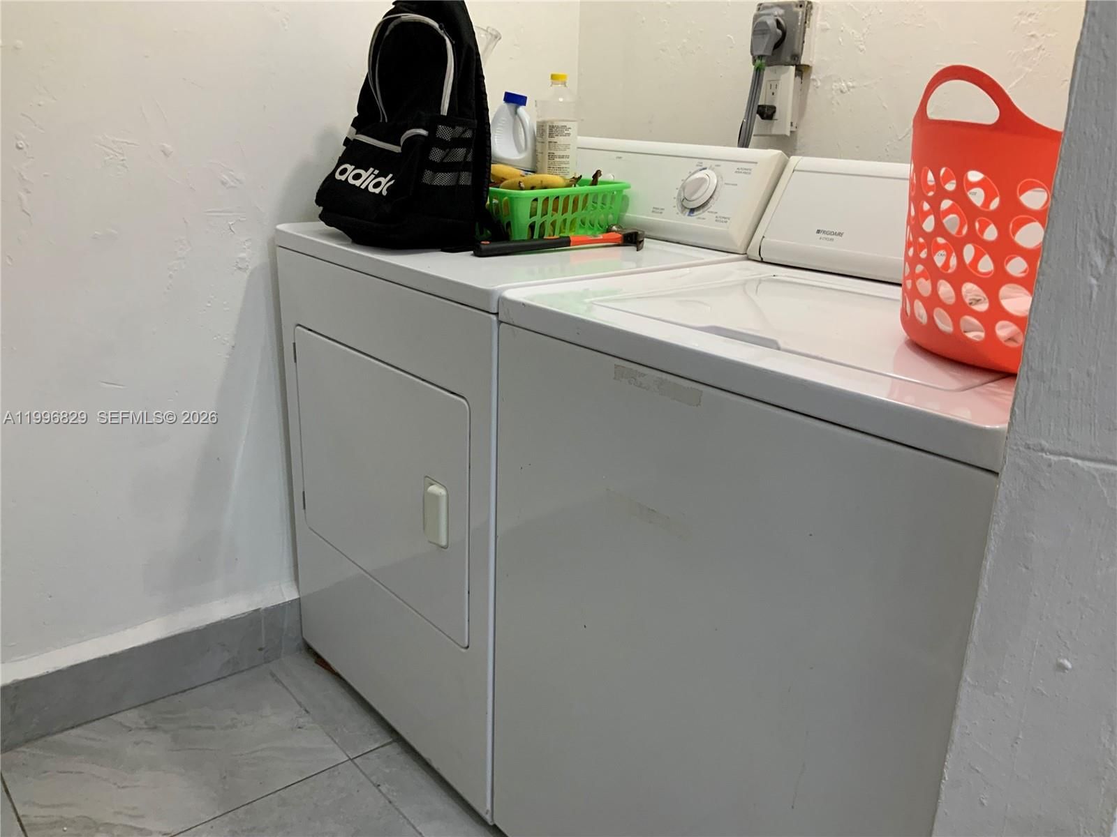 Real estate property located at 1300 53rd St #35, Miami-dade, Westland Plaza Gardens Co, Hialeah, FL