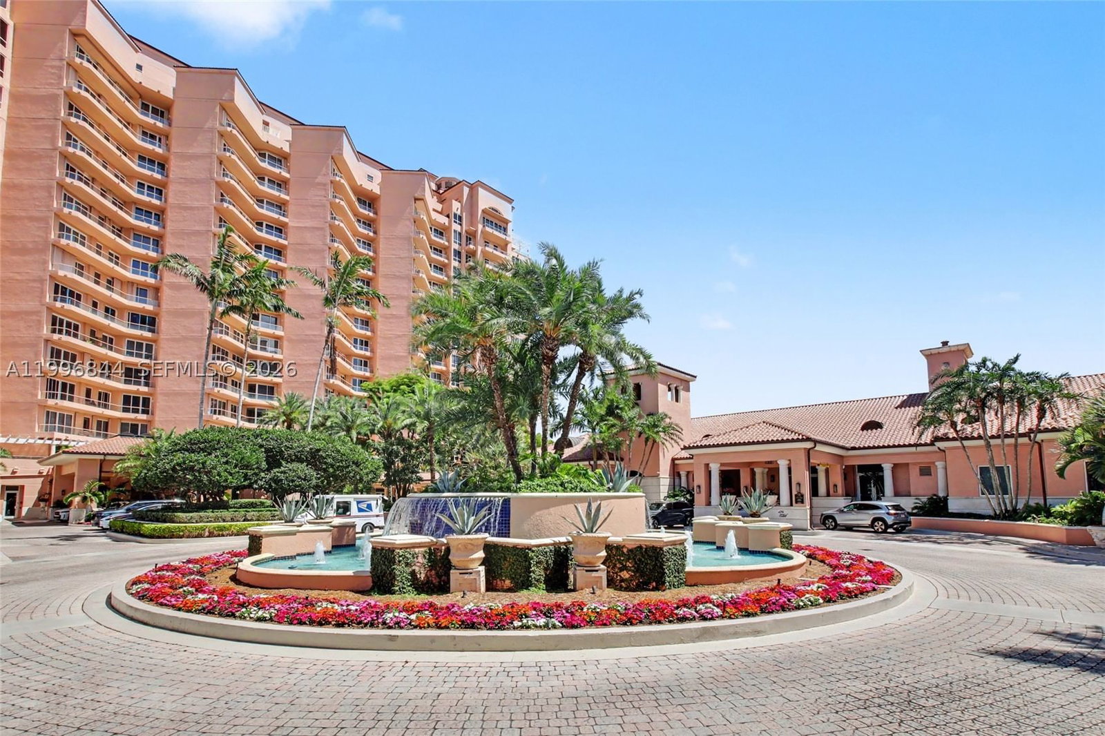Real estate property located at 60 Edgewater Dr #3G, Miami-dade, The Gables Condo, Coral Gables, FL