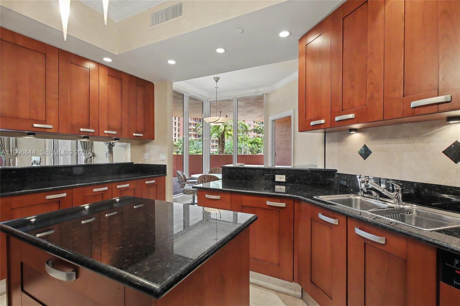 Real estate property located at 60 Edgewater Dr #3G, Miami-dade, The Gables Condo, Coral Gables, FL