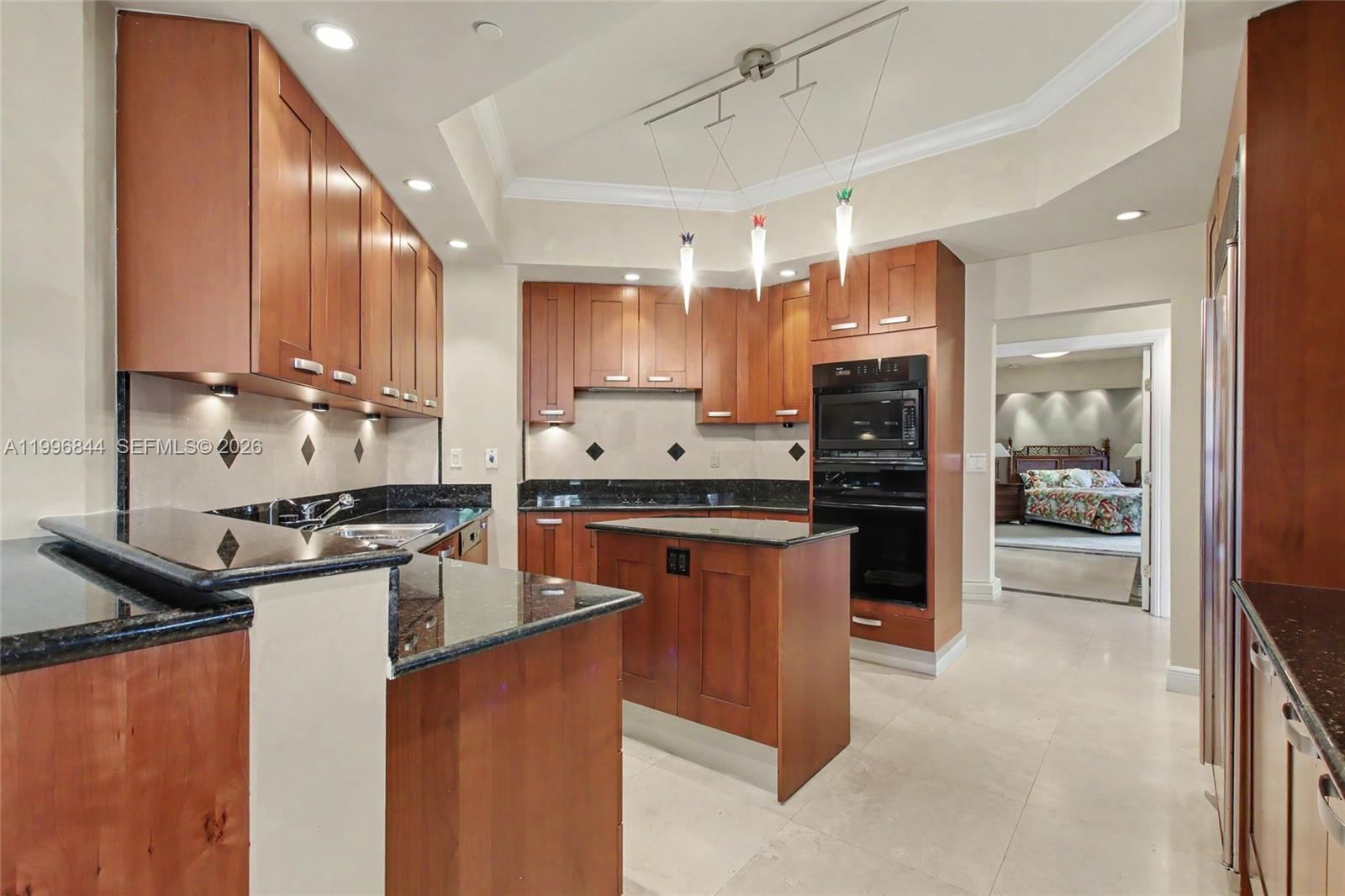 Real estate property located at 60 Edgewater Dr #3G, Miami-dade, The Gables Condo, Coral Gables, FL