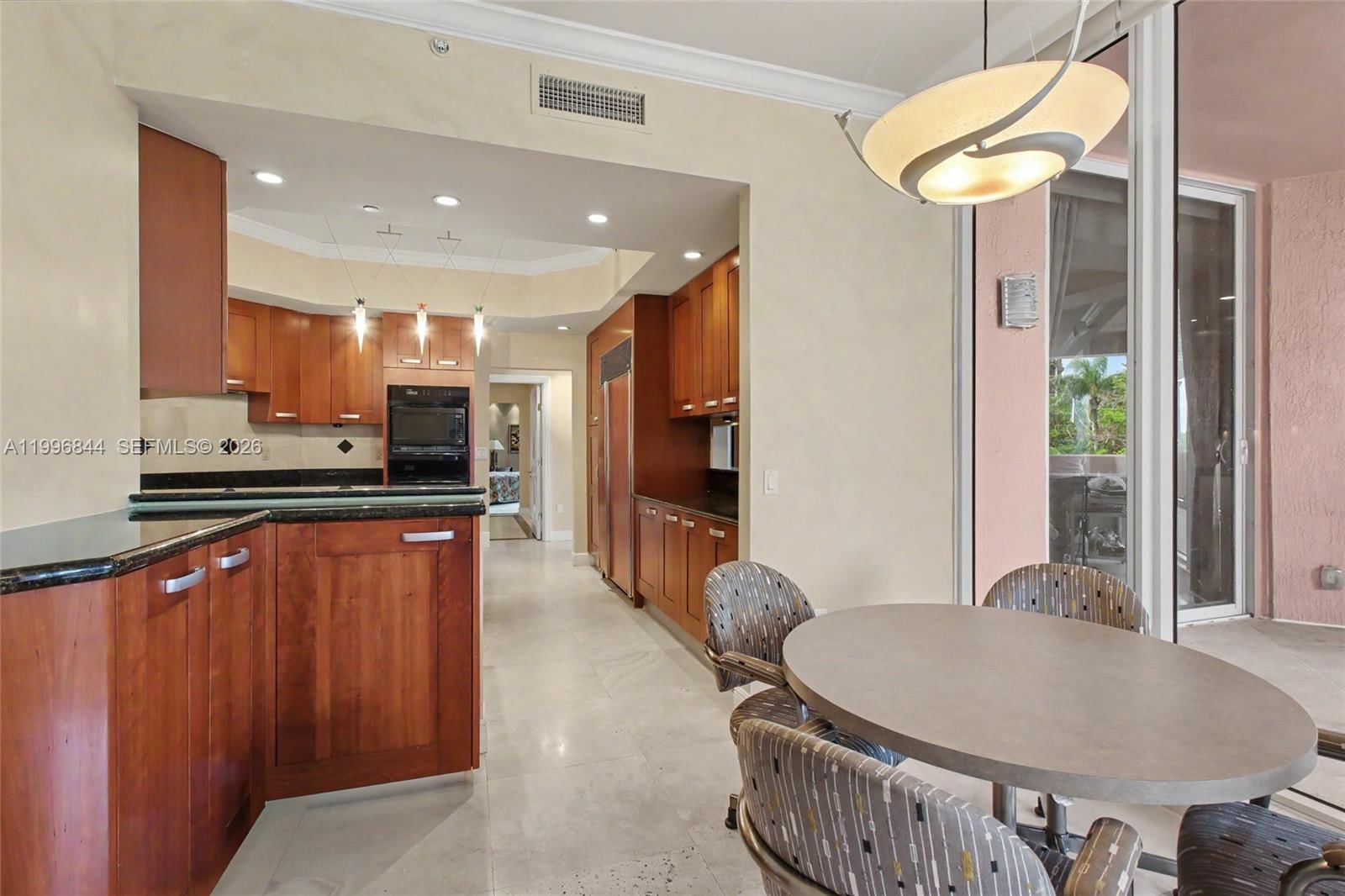 Real estate property located at 60 Edgewater Dr #3G, Miami-dade, The Gables Condo, Coral Gables, FL