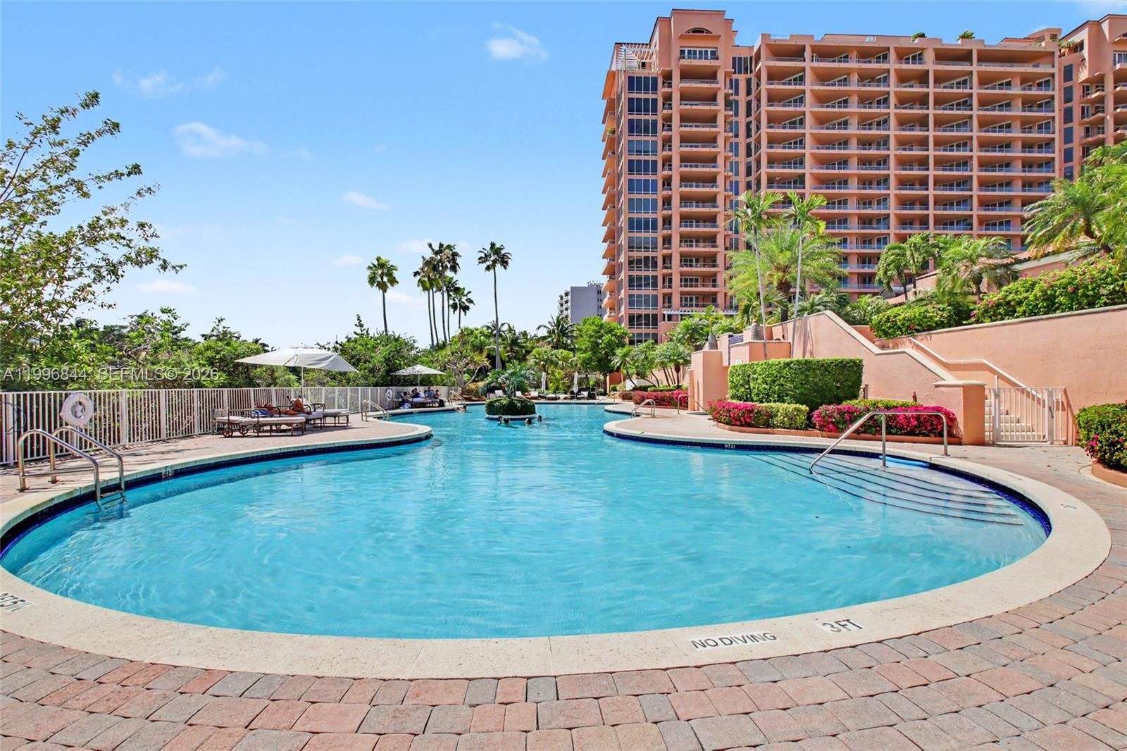 Real estate property located at 60 Edgewater Dr #3G, Miami-dade, The Gables Condo, Coral Gables, FL