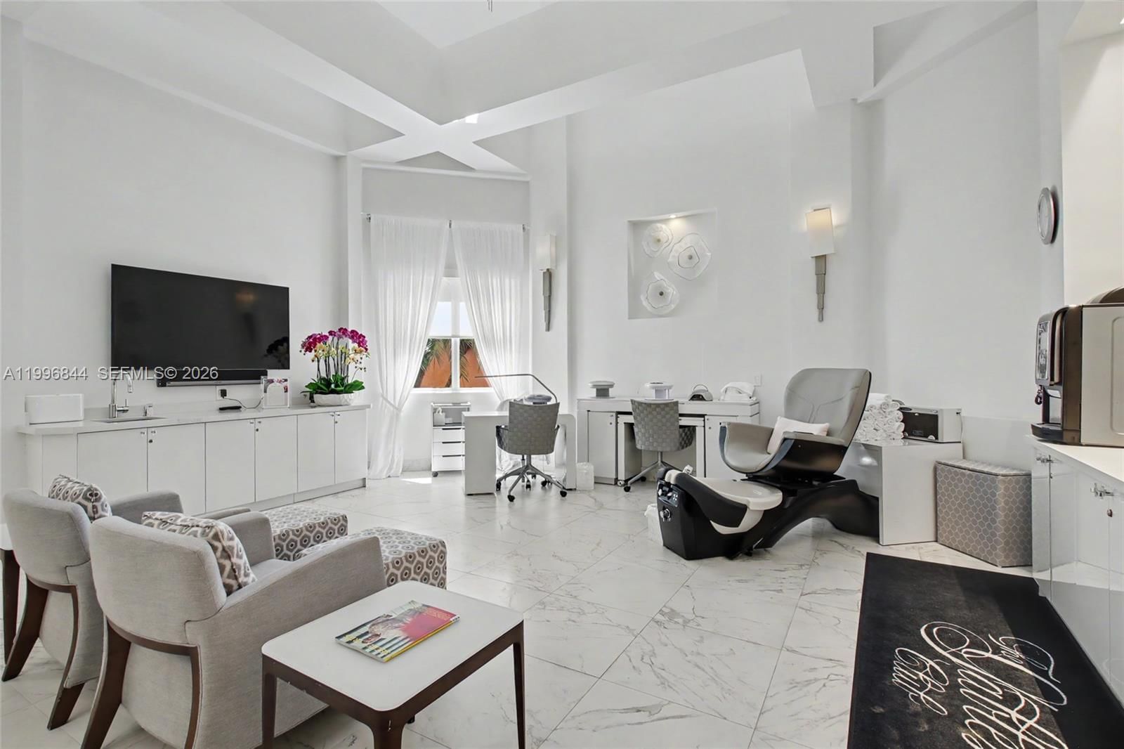 Real estate property located at 60 Edgewater Dr #3G, Miami-dade, The Gables Condo, Coral Gables, FL