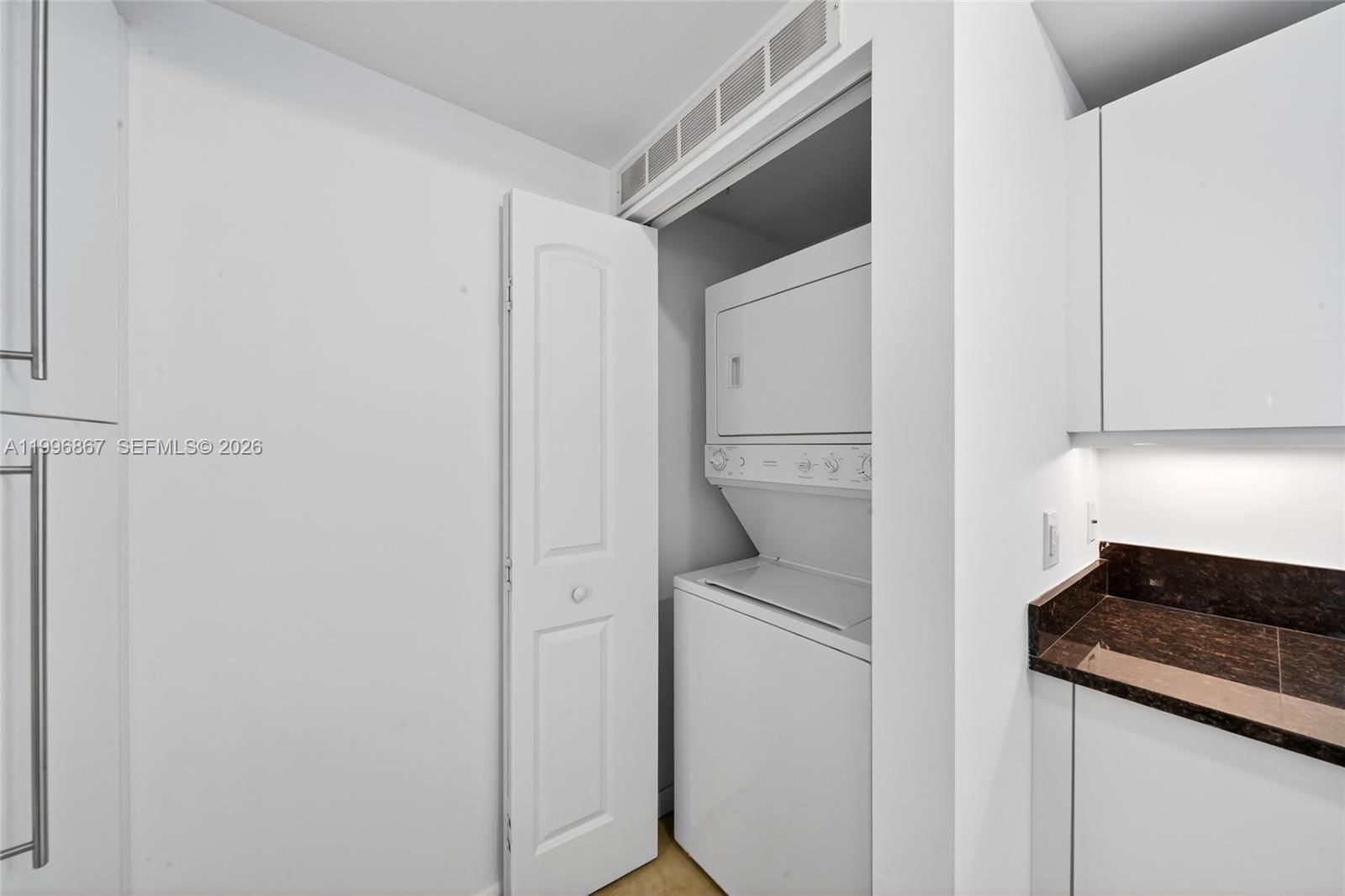 Real estate property located at 7350 89th St #1703S, Miami-dade, Toscano Condo, Miami, FL