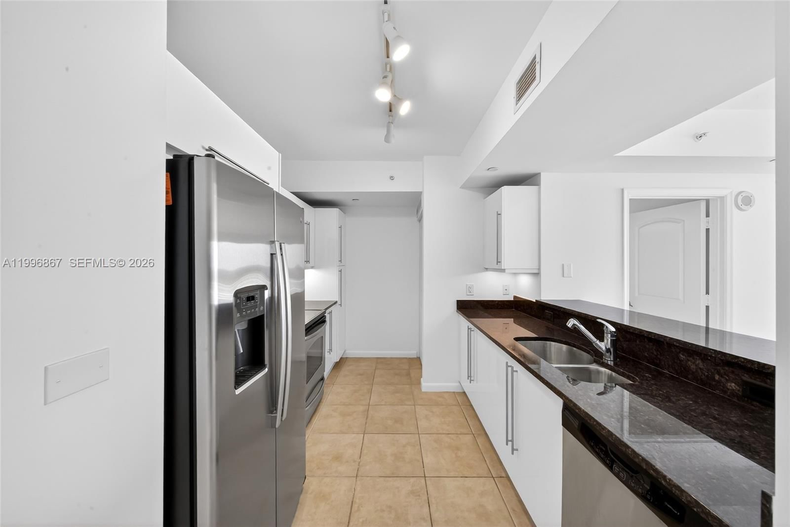 Real estate property located at 7350 89th St #1703S, Miami-dade, Toscano Condo, Miami, FL