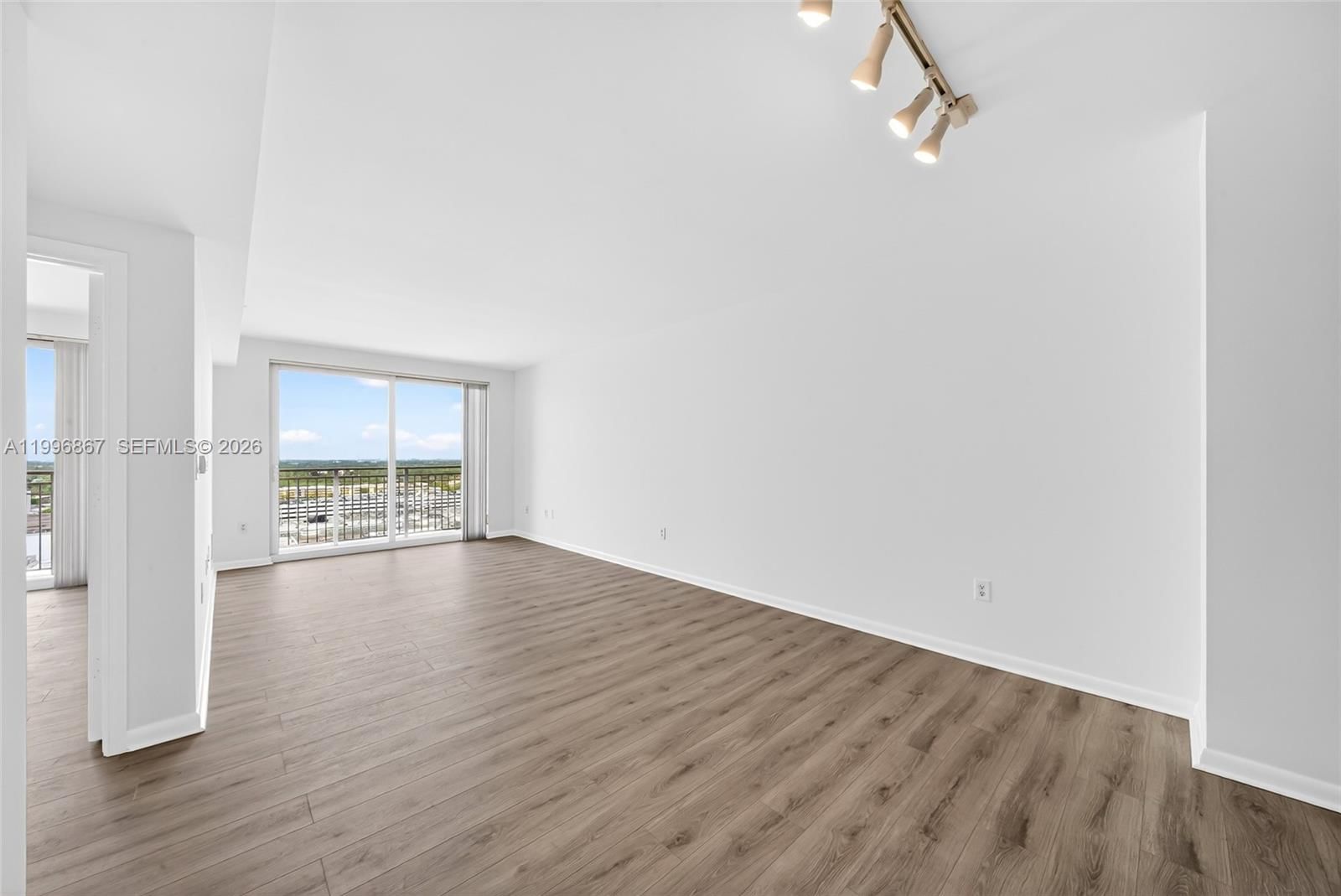 Real estate property located at 7350 89th St #1703S, Miami-dade, Toscano Condo, Miami, FL