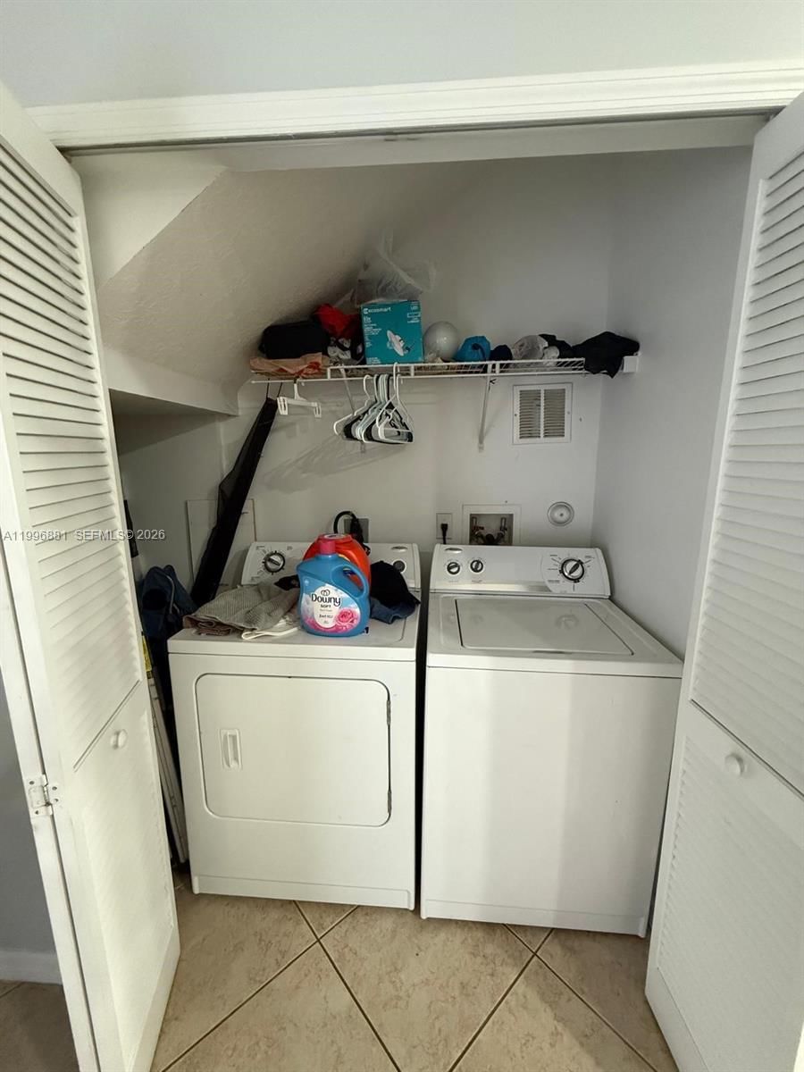 Real estate property located at 22711 88th Pl #7-23, Miami-dade, The Courts At Bayshore I, Cutler Bay, FL