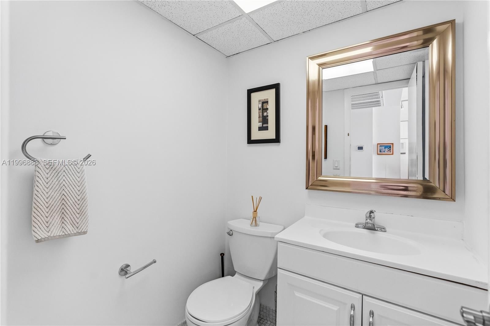 Real estate property located at 6450 Collins Ave #204, Miami-dade, Ocean Park Condo, Miami Beach, FL