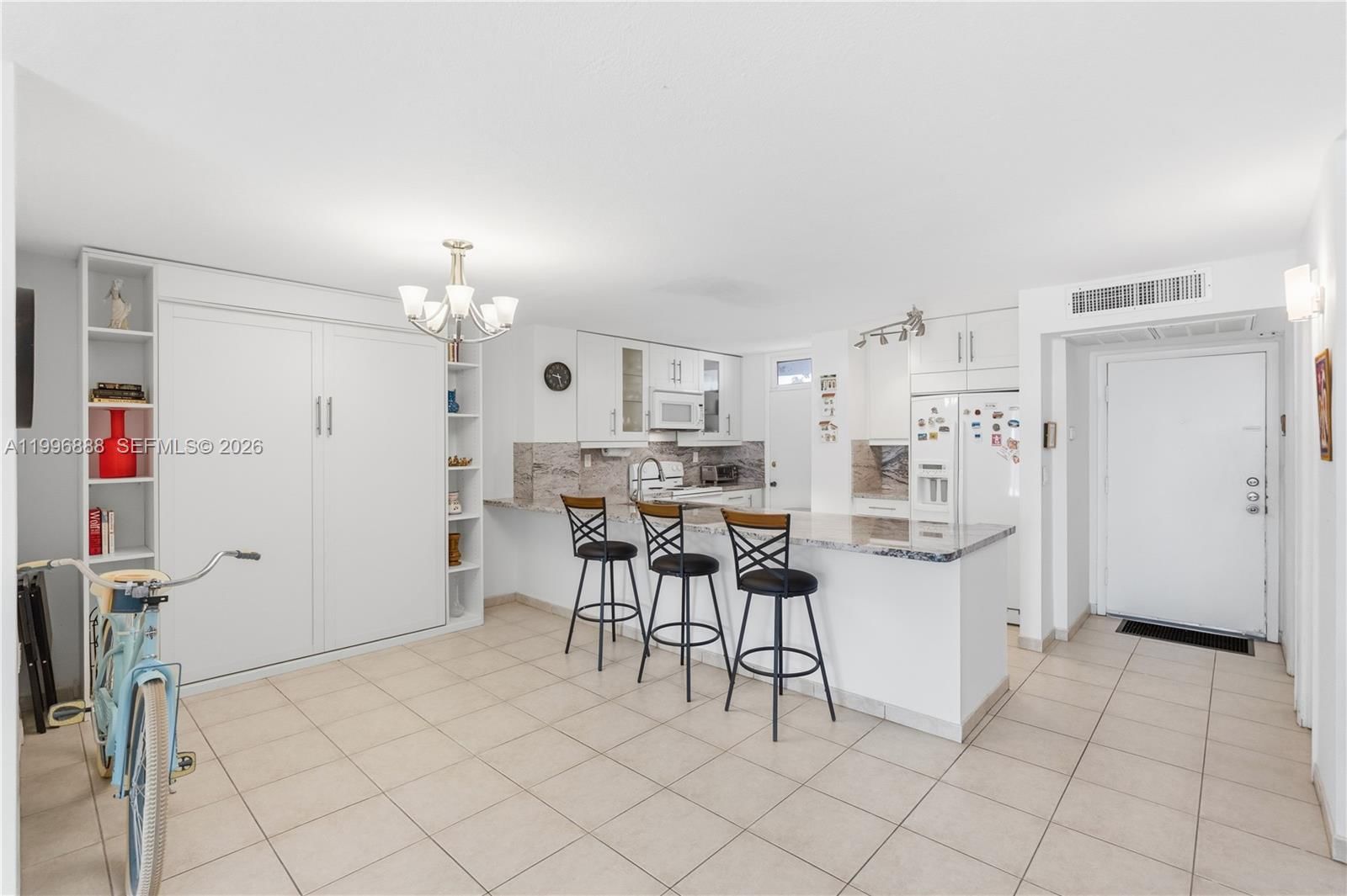 Real estate property located at 6450 Collins Ave #204, Miami-dade, Ocean Park Condo, Miami Beach, FL