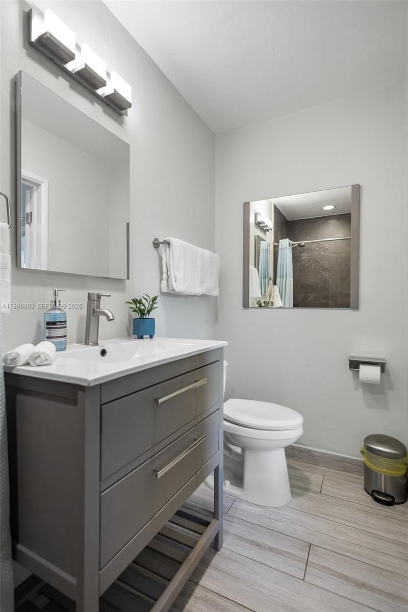 Real estate property located at 201 16th Ct, Broward, Placido Place, Fort Lauderdale, FL