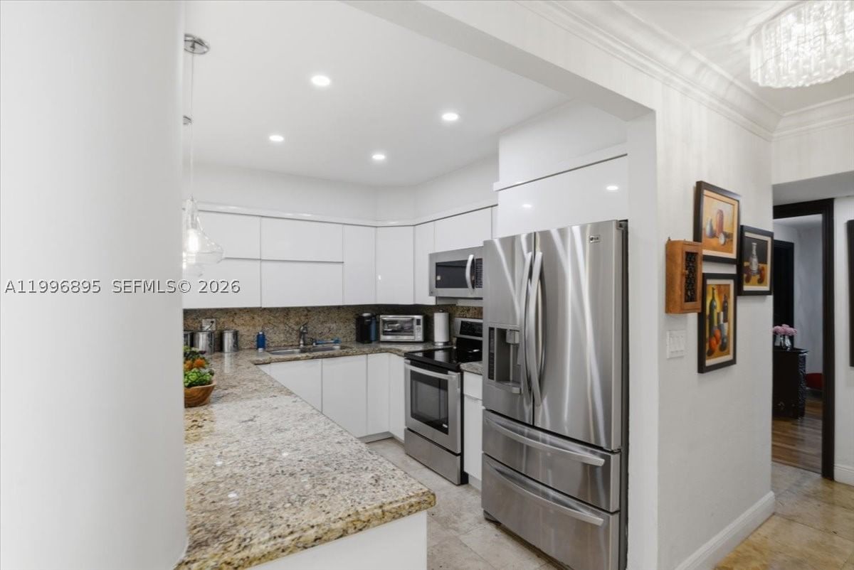 Real estate property located at 6133 44th Ter, Miami-dade, Riviera Estates 2nd Addn, Miami, FL