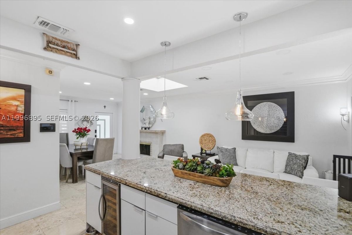 Real estate property located at 6133 44th Ter, Miami-dade, Riviera Estates 2nd Addn, Miami, FL