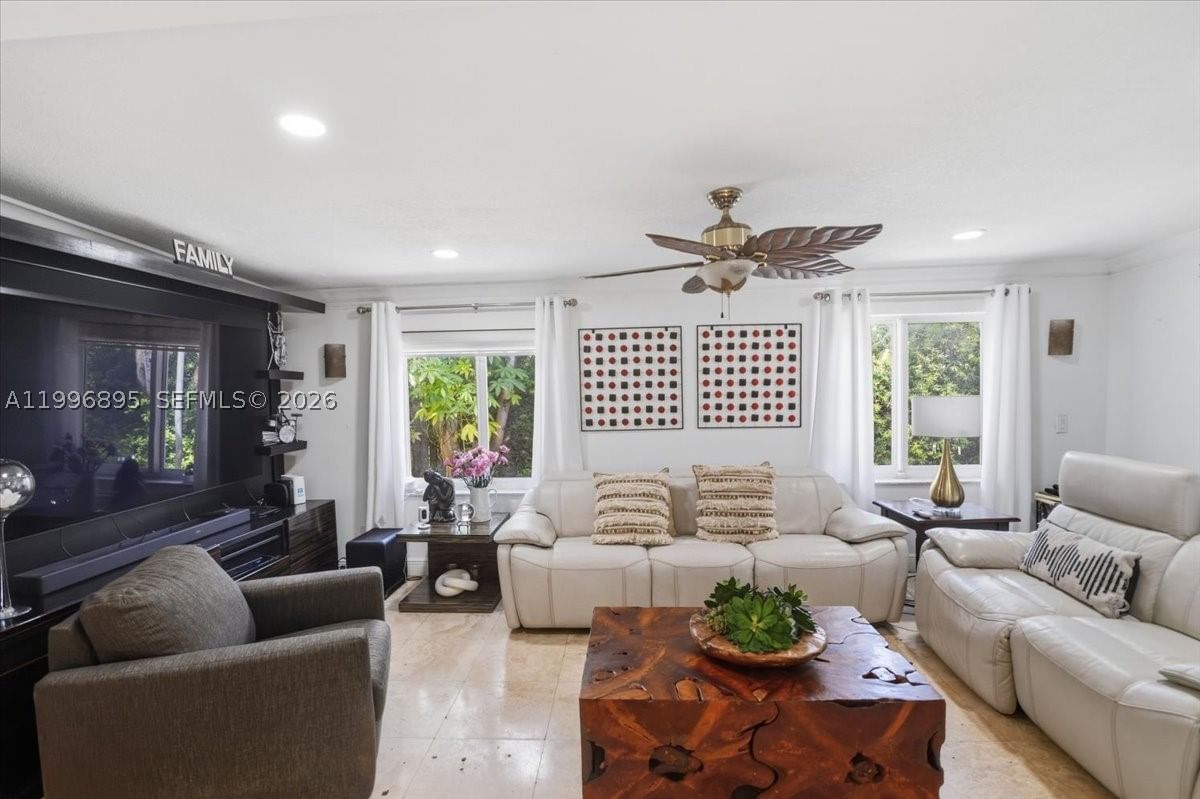 Real estate property located at 6133 44th Ter, Miami-dade, Riviera Estates 2nd Addn, Miami, FL