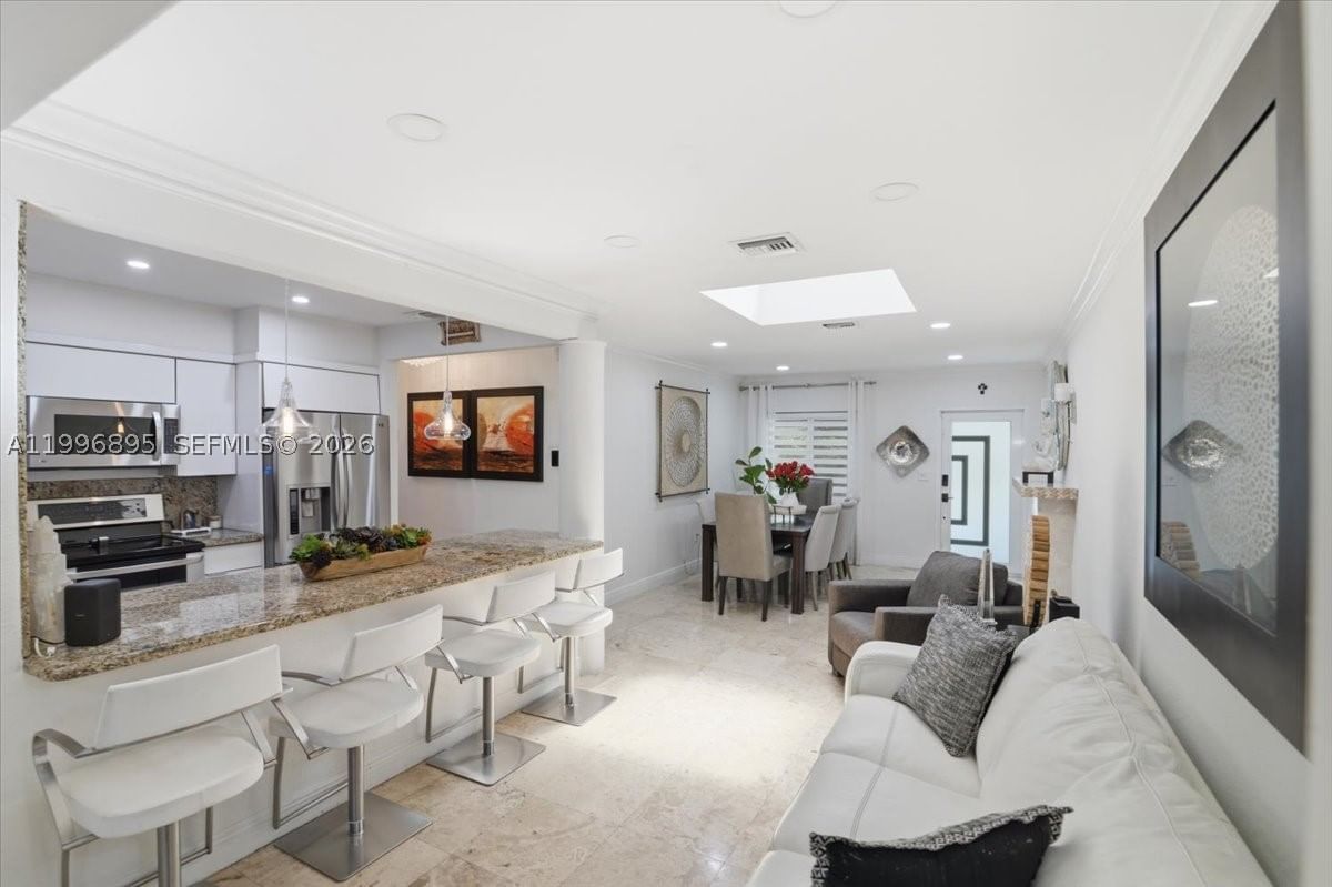 Real estate property located at 6133 44th Ter, Miami-dade, Riviera Estates 2nd Addn, Miami, FL