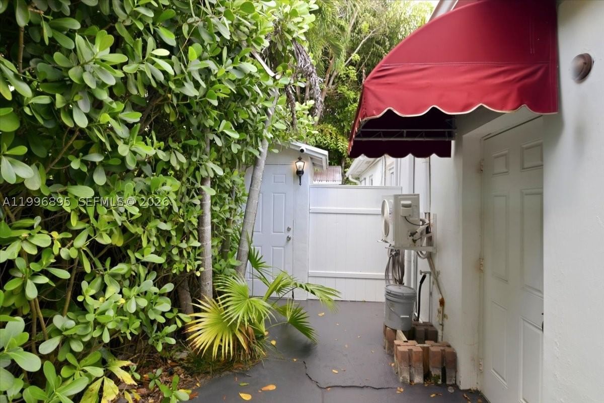 Real estate property located at 6133 44th Ter, Miami-dade, Riviera Estates 2nd Addn, Miami, FL