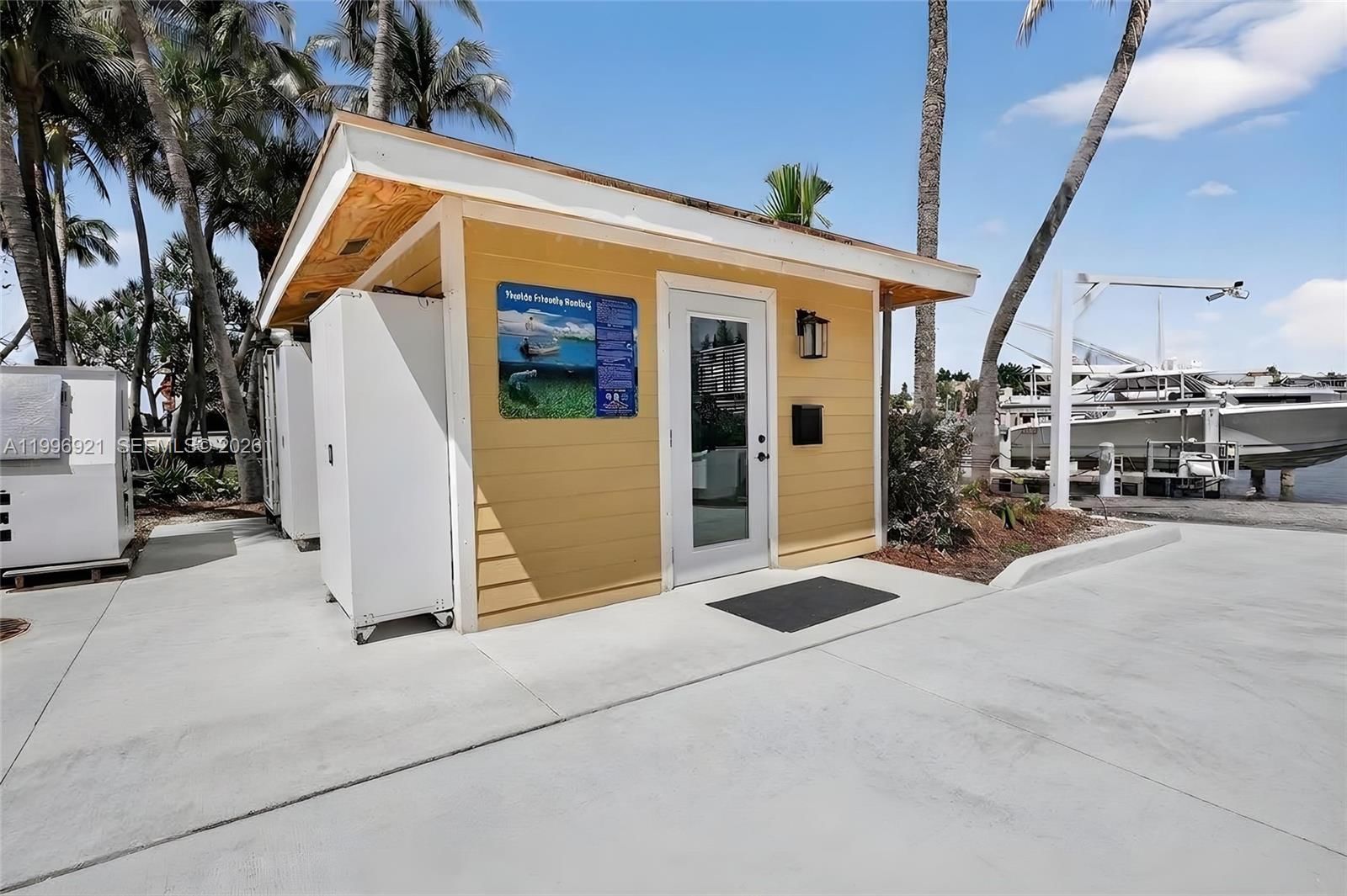 Real estate property located at 4 Grove Isle Dr. #C-9, Miami-dade, Grove Isle Marina, Miami, FL