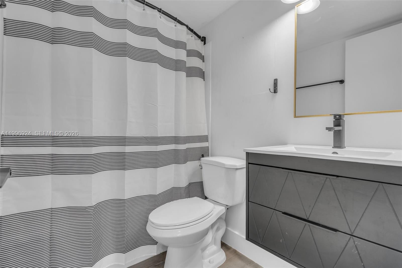 Real estate property located at 6448 Windmill Gate Rd, Miami-dade, Miami Lakes Windmill Gate, Miami Lakes, FL