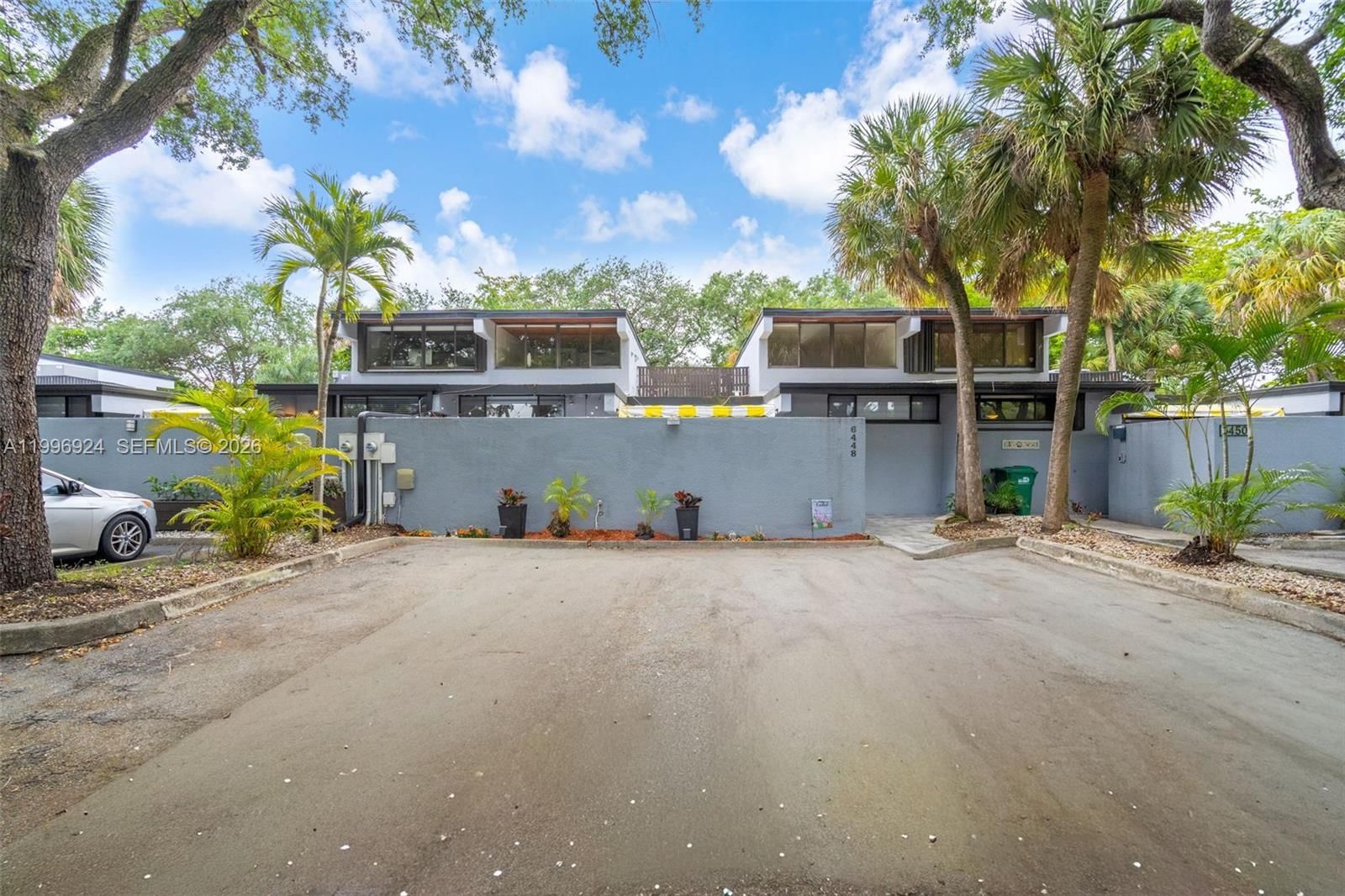 Real estate property located at 6448 Windmill Gate Rd, Miami-dade, Miami Lakes Windmill Gate, Miami Lakes, FL